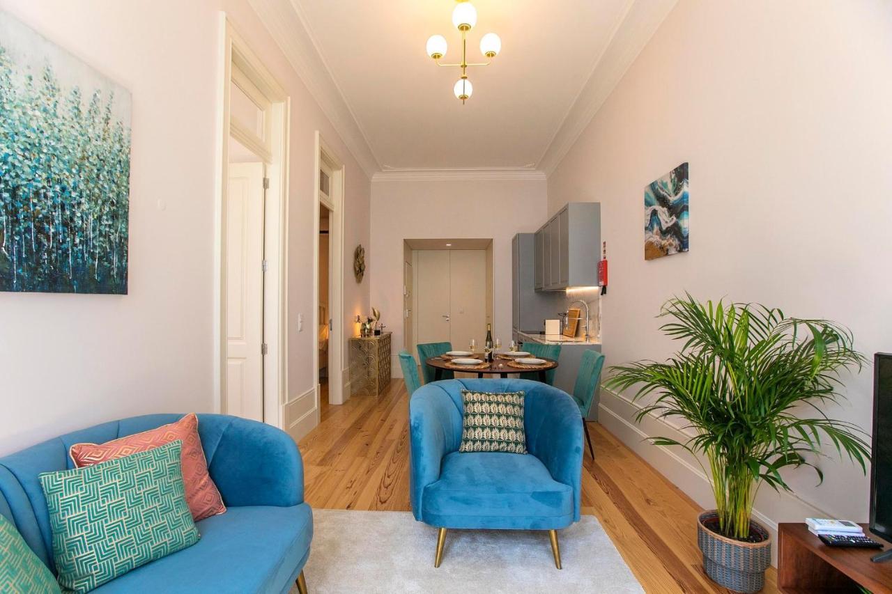 Lovelystay - 2Br Flat With Ac In Duque De Loule Porto Exterior photo