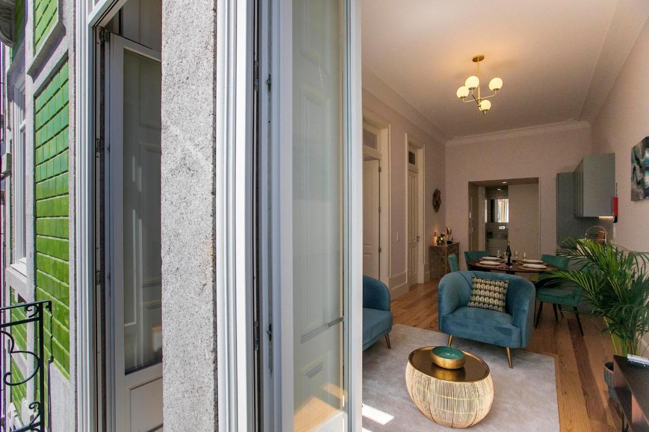 Lovelystay - 2Br Flat With Ac In Duque De Loule Porto Exterior photo